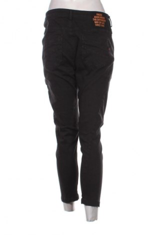 Damskie jeansy Pause Jeans, Rozmiar L, Kolor Czarny, Cena 123,51 zł