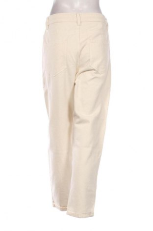 Damskie jeansy Sinsay, Rozmiar L, Kolor ecru, Cena 55,00 zł