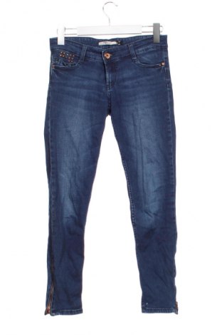 Дамски дънки Stradivarius, Размер S, Цвят Син, Цена 3,57 €