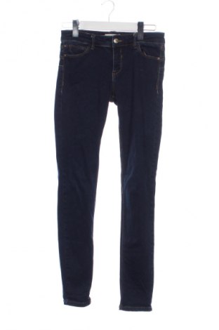 Дамски дънки Stradivarius, Размер S, Цвят Син, Цена 7,68 €