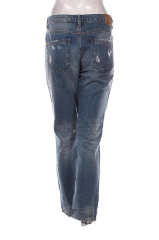 Γυναικείο Τζίν Stradivarius, Μέγεθος XL, Χρώμα Μπλέ, Τιμή 7,99 €