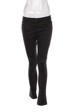 Дамски дънки Takko Fashion, Размер M, Цвят Черен, Цена 10,22 €