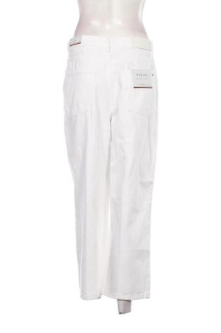 Blugi de femei Tommy Hilfiger, Mărime M, Culoare Alb, Preț 222,99 Lei