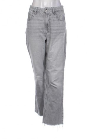 Дамски дънки Zara, Размер L, Цвят Сив, Цена 15,33 €