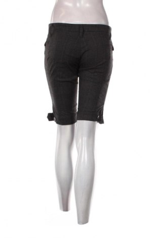 Damen Shorts Amisu, Größe M, Farbe Mehrfarbig, Preis € 1,99