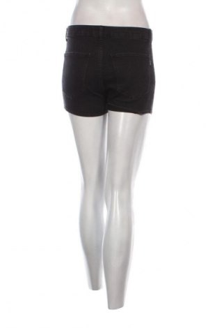 Damskie szorty Bershka, Rozmiar M, Kolor Czarny, Cena 22,99 zł