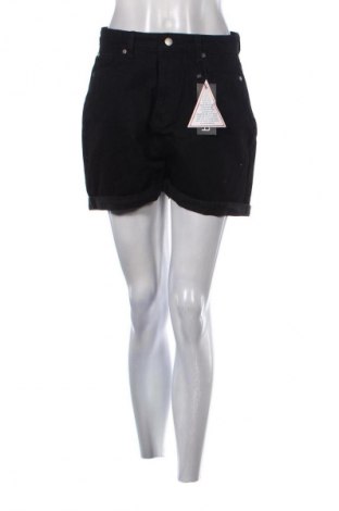 Pantaloni scurți de femei Boohoo, Mărime M, Culoare Negru, Preț 65,99 Lei, #134846972