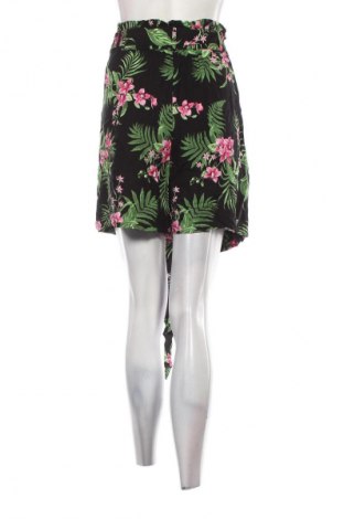 Дамски къс панталон Editor's Cut, Размер XL, Цвят Многоцветен, Цена 6,64 €