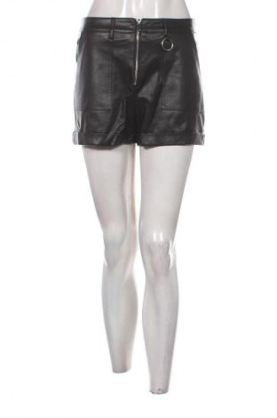 Γυναικείο κοντό παντελόνι Fb Sister, Μέγεθος S, Χρώμα Μαύρο, Τιμή 5,99 €
