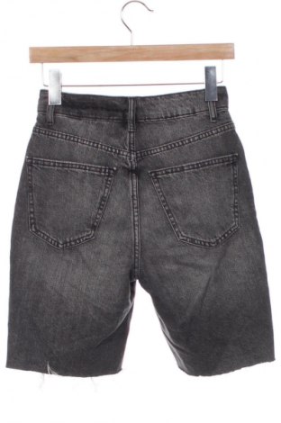 Дамски къс панталон Fb Sister, Размер XS, Цвят Черен, Цена 5,11 €