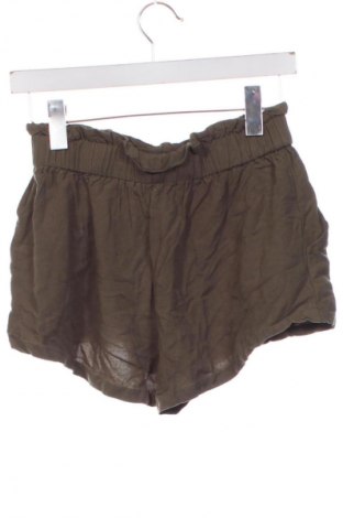 Γυναικείο κοντό παντελόνι Fisherfield, Μέγεθος XS, Χρώμα Πράσινο, Τιμή 2,99 €