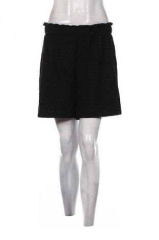 Дамски къс панталон Garcia, Размер M, Цвят Черен, Цена 18,91 €