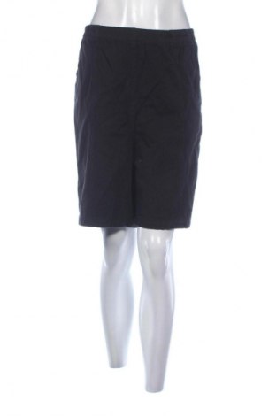 Дамски къс панталон John F. Gee, Размер XL, Цвят Черен, Цена 7,66 €