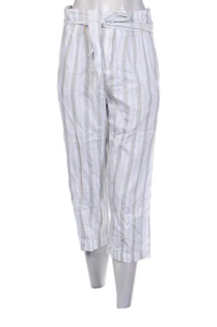 Дамски къс панталон Mango, Размер M, Цвят Многоцветен, Цена 7,66 €