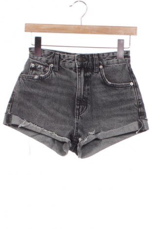 Damskie szorty Pull&Bear, Rozmiar XXS, Kolor Szary, Cena 27,99 zł