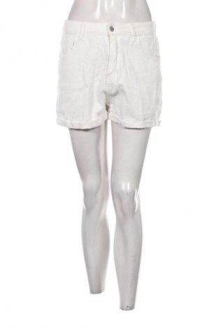 Дамски къс панталон SHEIN, Размер M, Цвят Бял, Цена 5,11 €