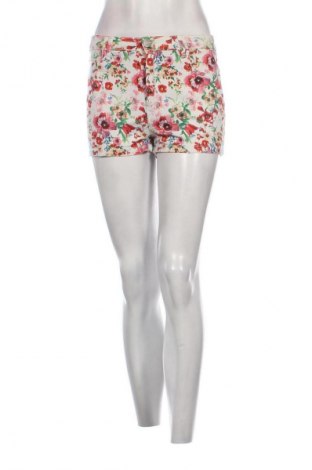 Дамски къс панталон Stradivarius, Размер M, Цвят Многоцветен, Цена 6,64 €