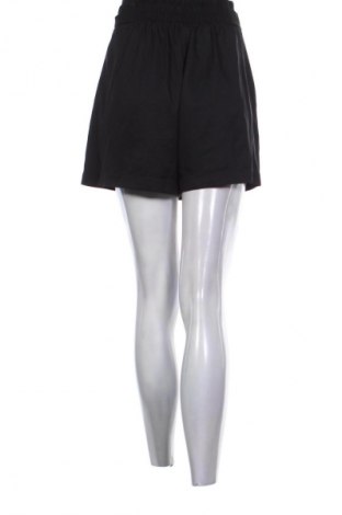 Dámské kraťasy  Terranova, Velikost L, Barva Černá, Cena  89,00 Kč