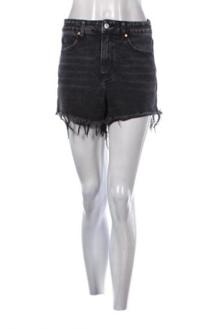Дамски къс панталон Unbranded, Размер S, Цвят Черен, Цена 9,20 €