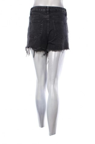 Дамски къс панталон Unbranded, Размер S, Цвят Черен, Цена 9,20 €
