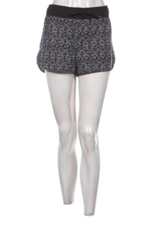 Дамски къс панталон Unbranded, Размер XL, Цвят Многоцветен, Цена 2,04 €