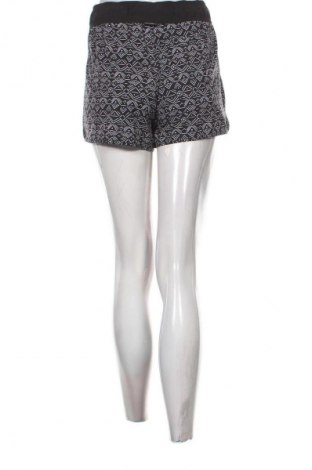 Дамски къс панталон Unbranded, Размер XL, Цвят Многоцветен, Цена 2,04 €