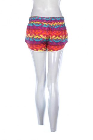 Дамски къс панталон Unbranded, Размер S, Цвят Многоцветен, Цена 5,05 €