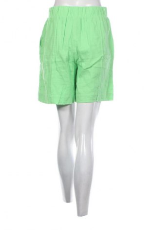 Pantaloni scurți de femei Y.A.S, Mărime M, Culoare Verde, Preț 164,99 Lei