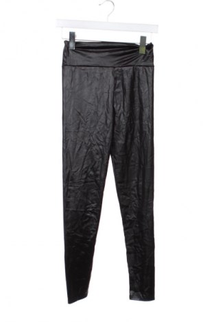 Дамски клин Unbranded, Размер XS, Цвят Черен, Цена 6,13 €