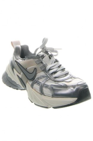 Încălțăminte de damă Nike, Mărime 36, Culoare Multicolor, Preț 352,99 Lei