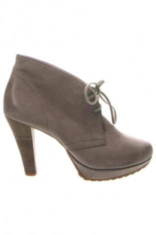 Γυναικεία παπούτσια Paul Green, Μέγεθος 35, Χρώμα  Μπέζ, Τιμή 15,45 €