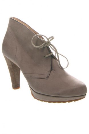 Γυναικεία παπούτσια Paul Green, Μέγεθος 35, Χρώμα  Μπέζ, Τιμή 15,45 €