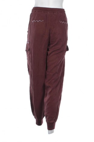 Дамски панталон Desigual, Размер L, Цвят Червен, Цена 41,41 €