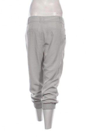 Дамски панталон Flame, Размер M, Цвят Сив, Цена 5,00 €