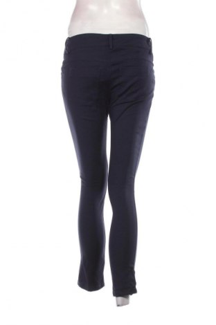 Pantaloni de femei Patrizia Pepe, Mărime M, Culoare Albastru, Preț 82,99 Lei