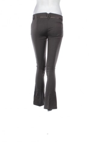 Dámské kalhoty  Sisley, Velikost M, Barva Vícebarevné, Cena  229,00 Kč