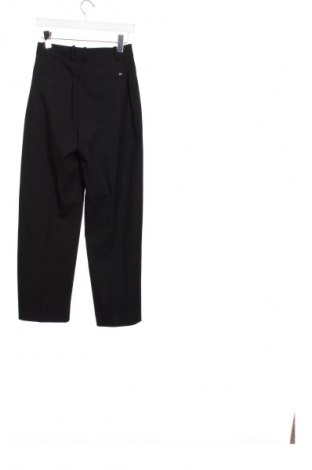 Pantaloni de femei Tommy Hilfiger, Mărime XS, Culoare Negru, Preț 241,99 Lei
