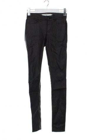 Дамски панталон Vero Moda, Размер XS, Цвят Черен, Цена 2,55 €