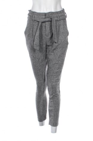 Pantaloni de femei Vero Moda, Mărime S, Culoare Gri, Preț 20,99 Lei