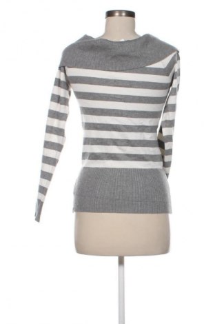 Pulover de femei Guess, Mărime M, Culoare Multicolor, Preț 180,99 Lei