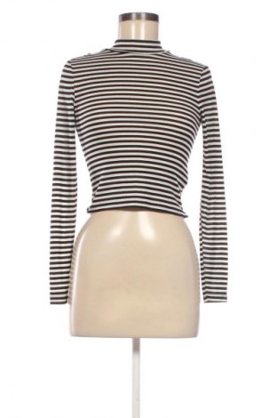 Pulover de femei H&M Divided, Mărime S, Culoare Multicolor, Preț 9,99 Lei