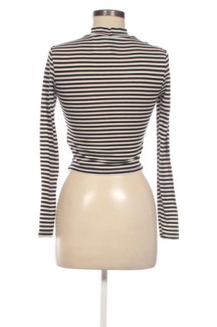 Pulover de femei H&M Divided, Mărime S, Culoare Multicolor, Preț 9,99 Lei