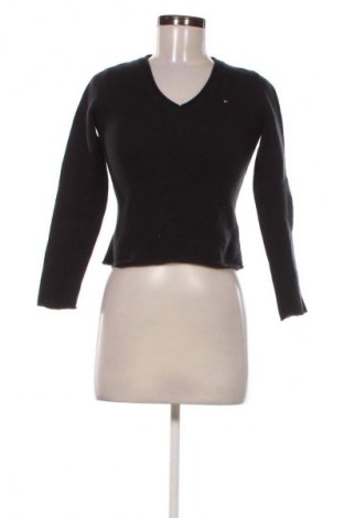 Dámský svetr Tommy Hilfiger, Velikost S, Barva Černá, Cena  1 069,00 Kč