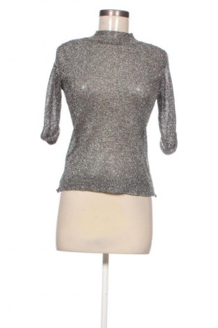 Дамски пуловер Unbranded, Размер S, Цвят Сребрист, Цена 2,55 €