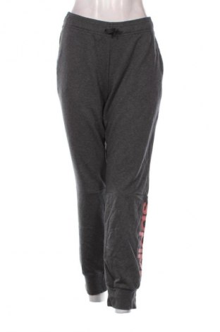 Dámské tepláky Adidas, Velikost L, Barva Šedá, Cena  569,00 Kč