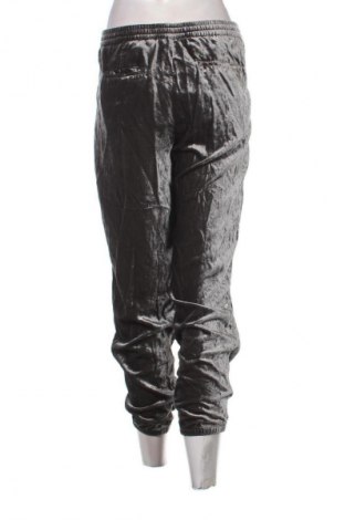 Dámske tepláky Gap, Veľkosť L, Farba Sivá, Cena  4,95 €