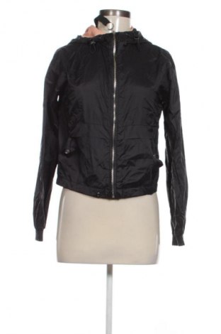 Dámská bunda  Bershka, Velikost XS, Barva Černá, Cena  319,00 Kč