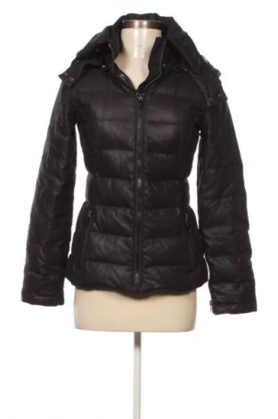 Дамско яке Bershka, Размер S, Цвят Черен, Цена 12,78 €