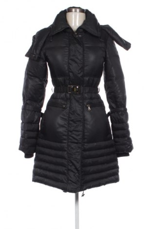 Dámská bunda  Guess By Marciano, Velikost M, Barva Černá, Cena  1 949,00 Kč