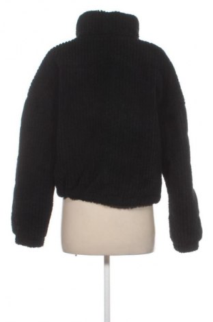 Kurtka damska Pull&Bear, Rozmiar M, Kolor Czarny, Cena 133,92 zł